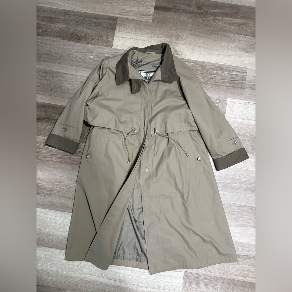 Fleet Street womenâs Petite Tan Trench Coat